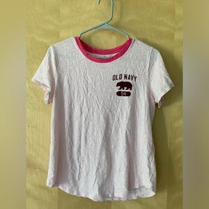 Selling old navy short sleeve good condition